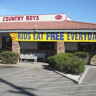 Country Boys, on 35th Ave. near Cactus