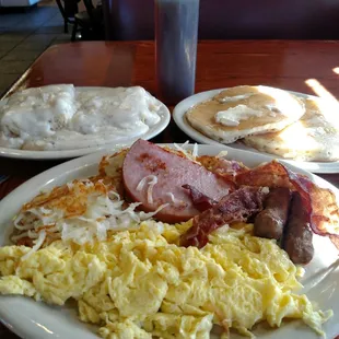 Huge breakfast. Yum!