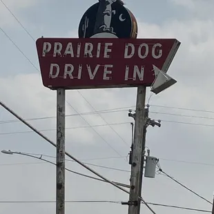 Old sign, confused me