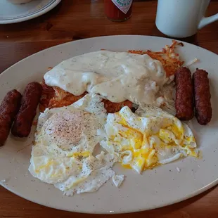 Link sausage, hashbrowns, and 2 eggs over easy.