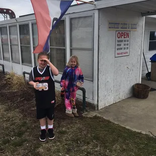 Outside cakes n bakes