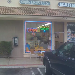 Country Club Donuts