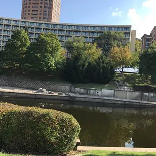 So relaxing.. just cool down with cool music!! Brush Creek in the Summer, with cool music behind us.! Thank You Kansas City Plaza...!!