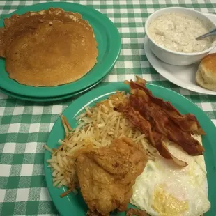 Big Caboose = 2 eggs, 2 pancakes, bacon, hashbrowns and added gravy and a chicken thigh.