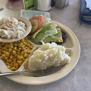 Burger with no bun (no gluten free meats today so I improvised), corn, slaw and creamy potatoes. Looks great!