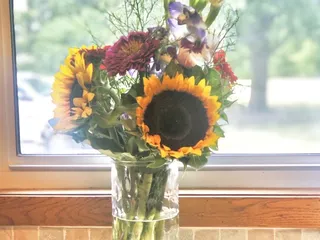 Lu's Flowers and Vegetables