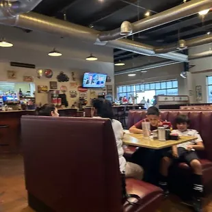 sushi and sashimi, interior
