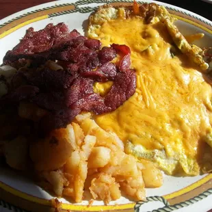Jalapeno, cheese omlette with beef bacon - meh