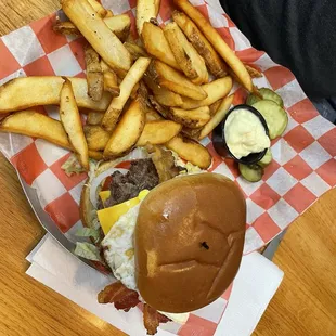 Breakfast burger w/ fries