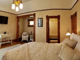 Victorian Lantern Bed & Breakfast