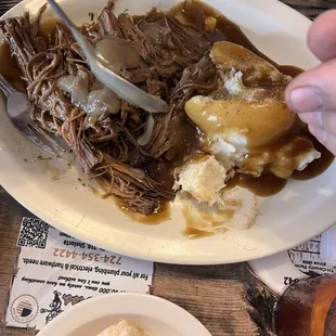 Mashed potatoes and roast