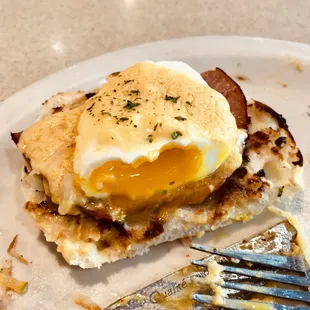 Eggs Benedict