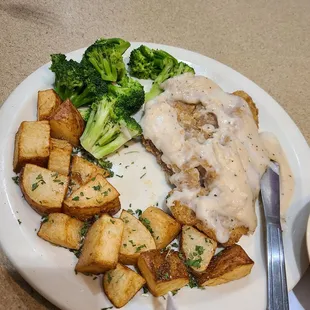 Chicken fried steak dinner