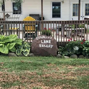 a sign in front of the restaurant