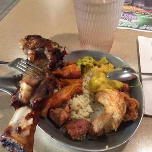 food, chicken wings and fried chicken