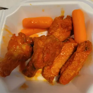 I am coming back today to order more buffalo wings...soo good.