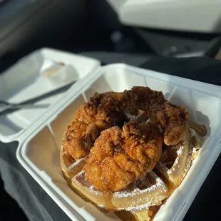 Three piece tender with waffle