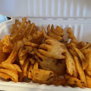 Waffle fries. Very good