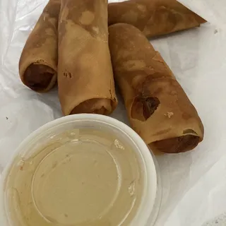 4 Fried Veggie Egg Rolls