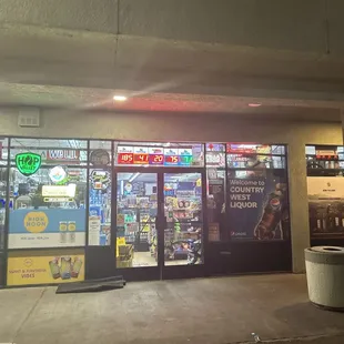 Country West Liquor