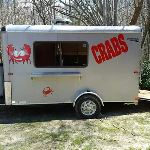 a crabs food truck