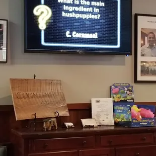 what is the main theme in this restaurant