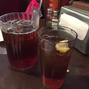 Ice tea with its own pitcher for refills-NICE!