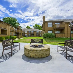 Grounds area at Countryside Village apartments in Moore, Oklahoma.