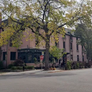 The Irish inn