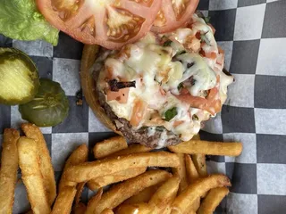 Tippy Canoes Pub & Grub