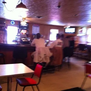 a blurry photo of a restaurant