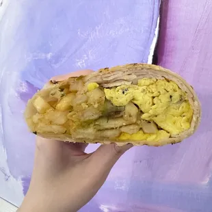 Wrong ingredient and portion, nearly non avocado could be found and very minimal turkey inside this turkey avocado wrap.