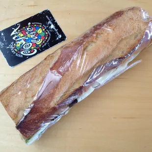 They have cold sandwiches for purpose if you're in a rush: $5.95 for this turkey baguette (coupa card for scale)