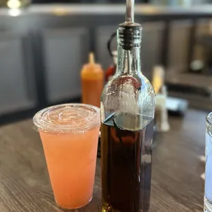 Strawberry Lemonade / Syrup dispenser