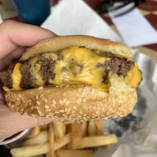 Cheeseburger