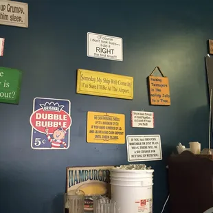 Has interesting little signs all over the restaurant! Has a very laid back atmosphere!!