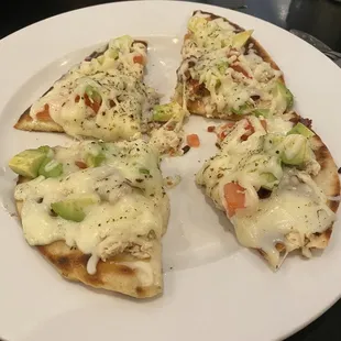 Chicken avocado flatbread