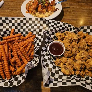 Deep-fried mushies and sweet potato fries. ^_^