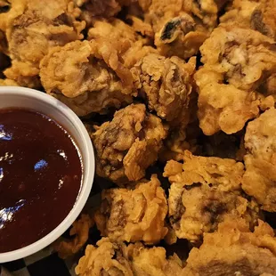 Deep-fried mushies with BBQ sauce ^__^.