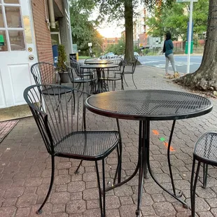 Lots of outdoor seating