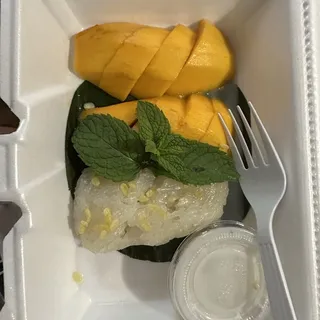 Sweet Sticky RIce and Fresh Mango