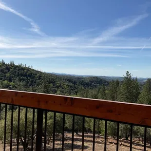 Lovely views and great location for golf and tennis. Very warm and welcoming owners of this beautiful log chalet bed and breakfast.