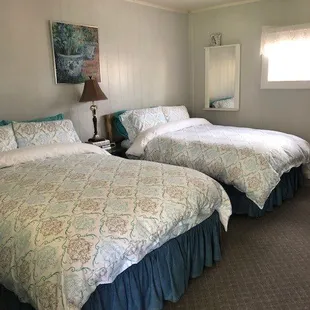 Room with 2 beds
