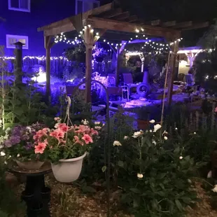 You&apos;ll find the Courtyard to be relaxing day or night.