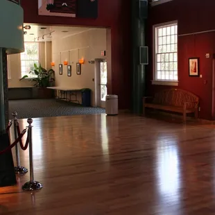 From Plano Courtyard Theater Website