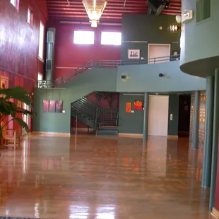 From Plano Courtyard Theater Website