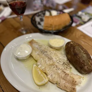 Cousin Basils Restaurant & Bar