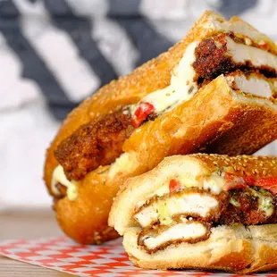 That Louie

Signature Sandwich