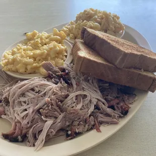 Pulled Pork meal with Mac n Cheese and Texas Toast