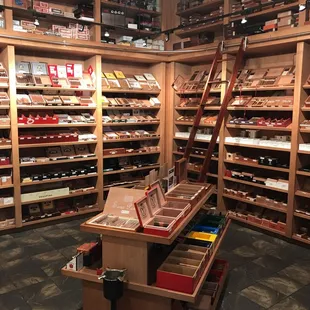 Nice walk in humidor.